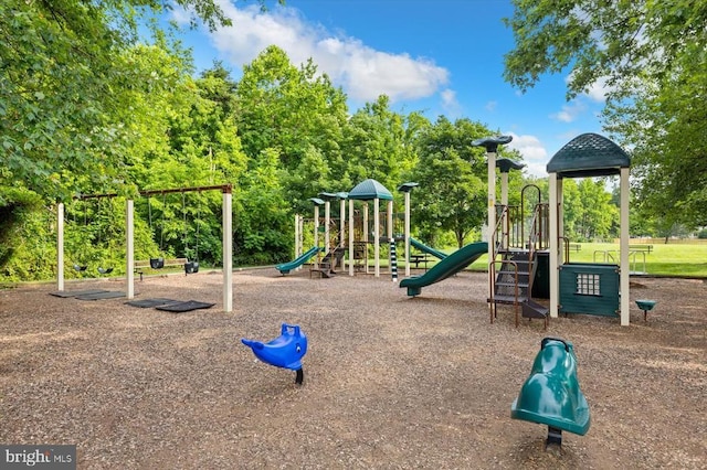 4924 Queensbury Cir, Fredericksburg, VA 22408 - view of community jungle gym