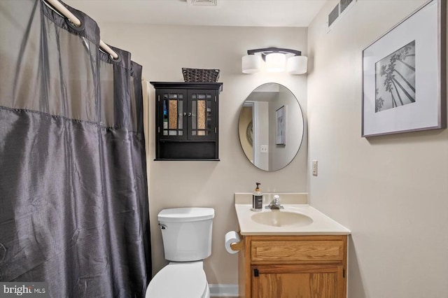 4924 Queensbury Cir, Fredericksburg, VA 22408 - bathroom with vanity and curtained shower