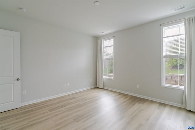 4752 Loyola Way, Charlottesville, VA 22902 - unfurnished room featuring light wood-style flooring and a smoke detector