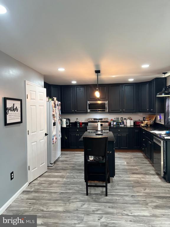 10409 N Mcclellan Dr, Fredericksburg, VA 22408 - photo 4