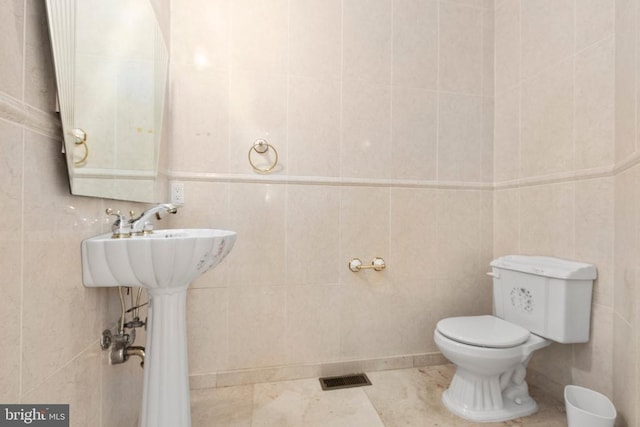 3714 Fairways Ct, Fredericksburg, VA 22408 - bathroom featuring toilet and tile walls