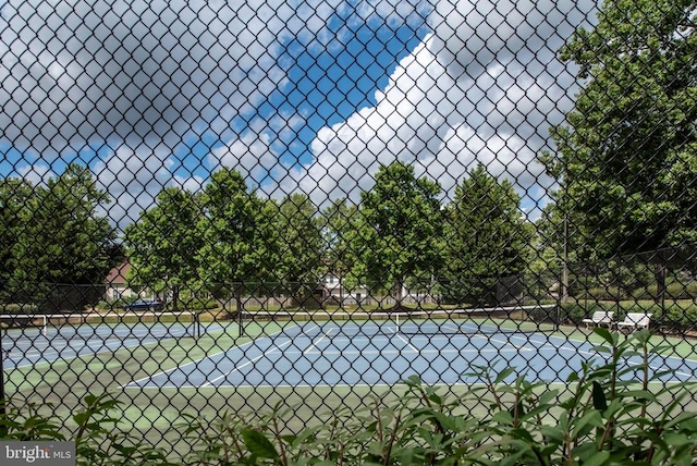 3910 Corbin Hall Ln, Fredericksburg, VA 22408 - view of tennis court