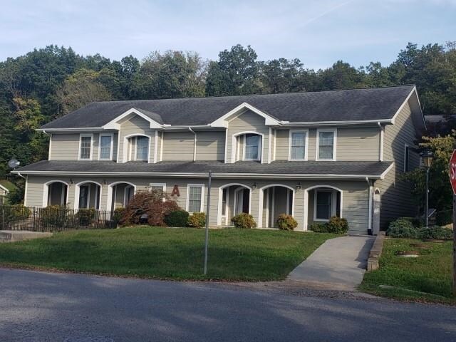 2754 Maple Ave, Buena Vista, VA 24416 - colonial home with a front yard and covered porch