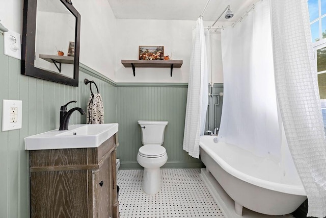 757 Entry School Rd, Waynesboro, VA 22980 - full bathroom with wainscoting, vanity, and shower / bath combination with curtain