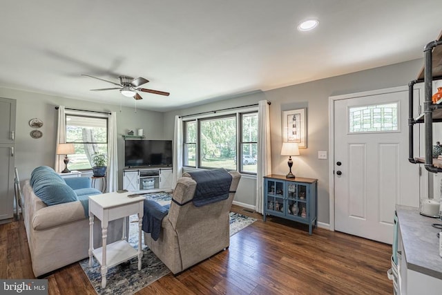 7208 Kirtley Trl, Culpeper, VA 22701 - living room featuring ceiling fan, dark wood finished floors, and recessed lighting