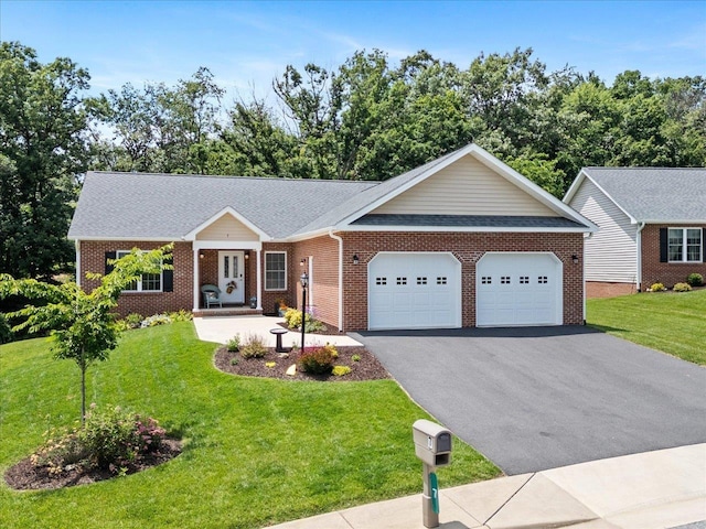 7 Oak View Dr, Staunton, VA 24401 - single story home with an attached garage, brick siding, driveway, and a front yard