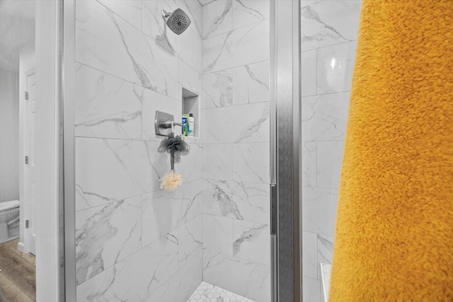 7 Oak View Dr, Staunton, VA 24401 - full bath featuring a marble finish shower and wood finished floors