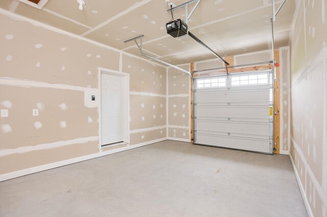 2892 Rutlege Rd Unit 177, Rockingham, VA 22801 - garage with a garage door opener