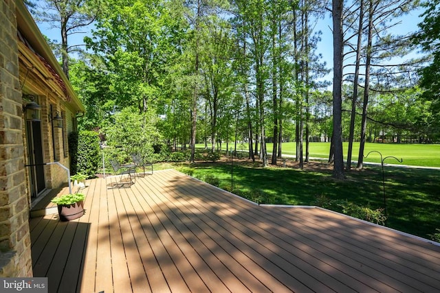 11208 Valor Bridge Dr, Spotsylvania, VA 22551 - wooden terrace featuring a yard