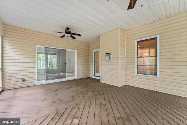 10614 Rhoads Dr, Fredericksburg, VA 22407 - deck with ceiling fan