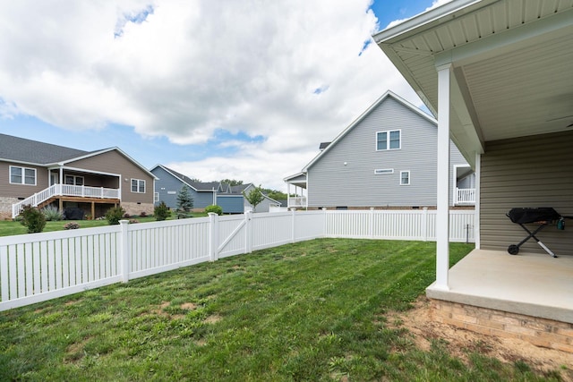 133 Lake View Cir, Waynesboro, VA 22980 - fenced backyard featuring a residential view