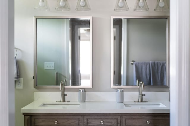 133 Lake View Cir, Waynesboro, VA 22980 - bathroom with double vanity