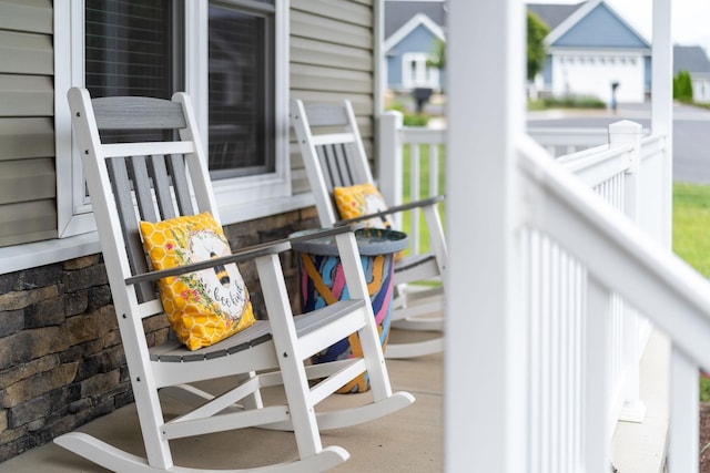 133 Lake View Cir, Waynesboro, VA 22980 - view of covered porch
