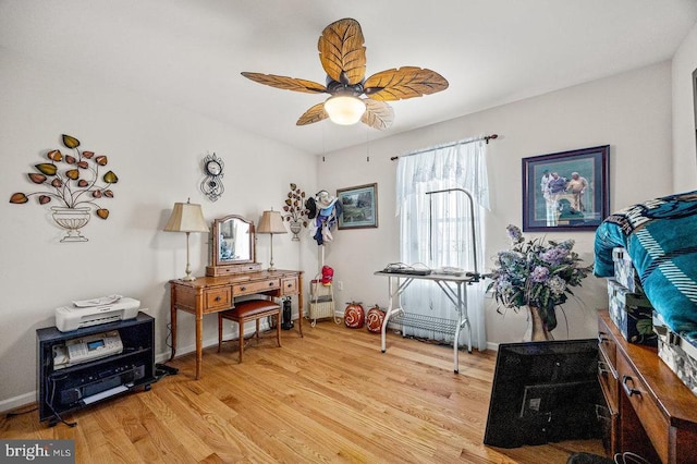 53 Arthur Ln, Luray, VA 22835 - living area with wood finished floors and ceiling fan