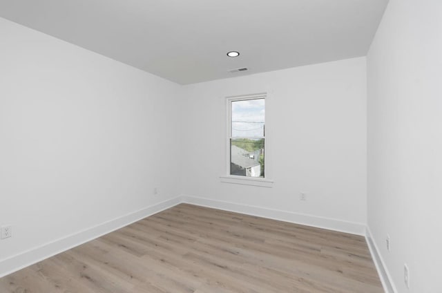 9 Walnut St, Fishersville, VA 22939 - spare room featuring wood finished floors, baseboards, and recessed lighting