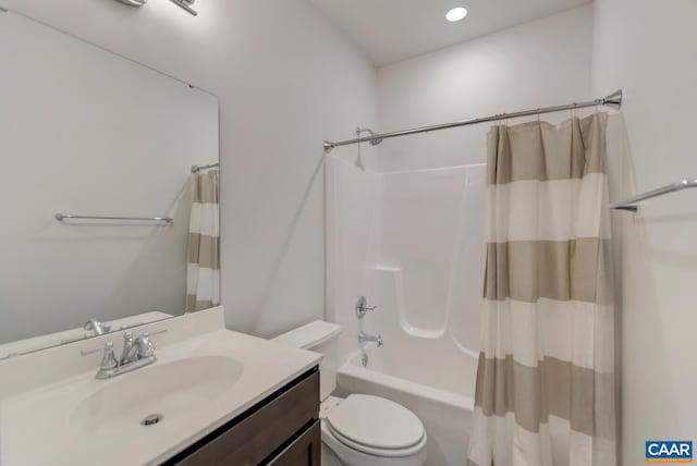 33 Ashlin Cv, Charlottesville, VA 22901 - full bath with toilet, recessed lighting, vanity, and shower / bath combo with shower curtain