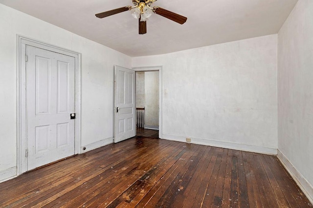105 Austin Ave, Staunton, VA 24401 - unfurnished bedroom with hardwood / wood-style flooring, baseboards, and a ceiling fan