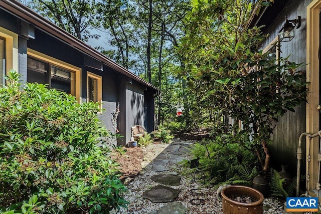 127 Blackrock Cir, Roseland, VA 22967 - view of yard