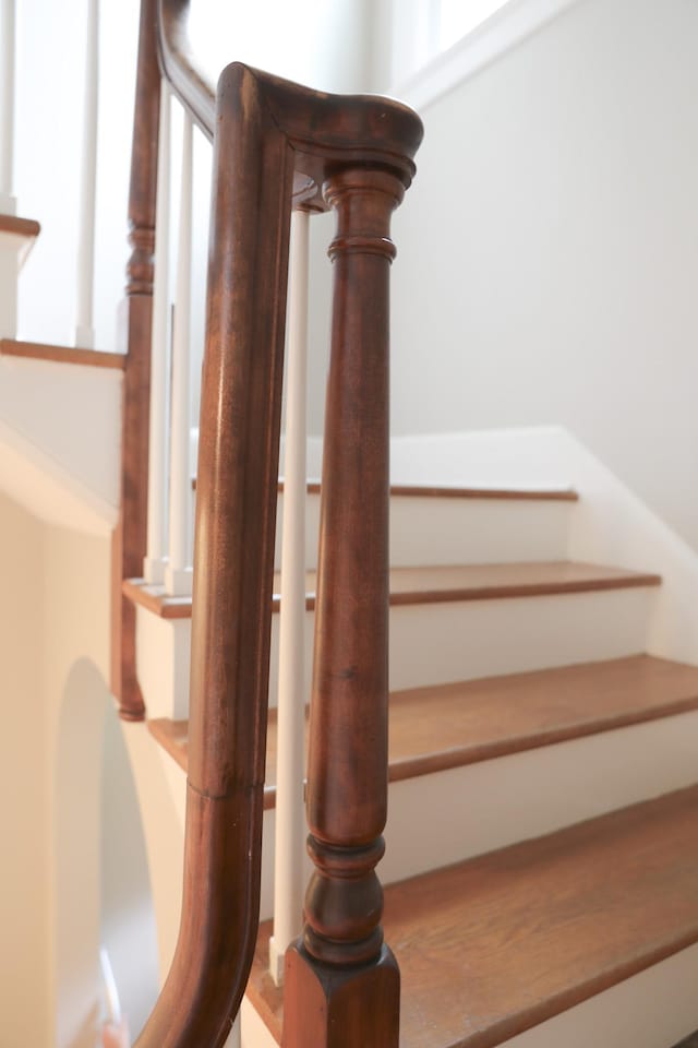 844 Lyndhurst Rd, Waynesboro, VA 22980 - view of stairs