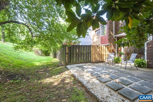 943 Southampton Dr, Charlottesville, VA 22901