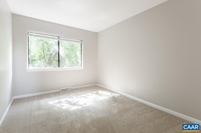 943 Southampton Dr, Charlottesville, VA 22901