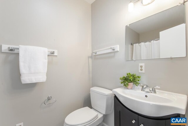 943 Southampton Dr, Charlottesville, VA 22901