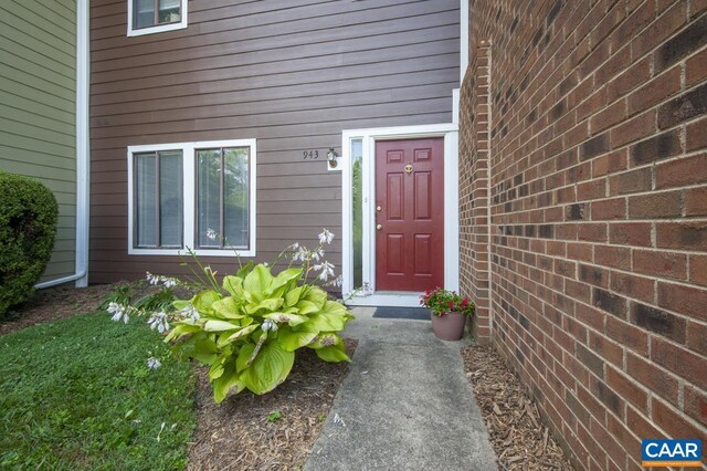 943 Southampton Dr, Charlottesville, VA 22901
