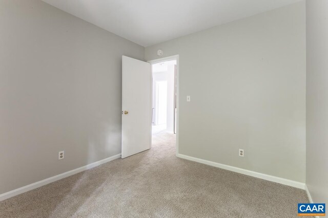 943 Southampton Dr, Charlottesville, VA 22901