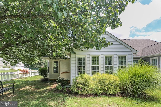 11611 Hampshire Ct, Fredericksburg, VA 22407 - view of home's exterior