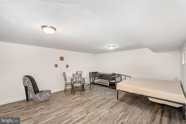 8806 Commons Cir, Spotsylvania, VA 22553 - living area with wood finished floors and baseboards