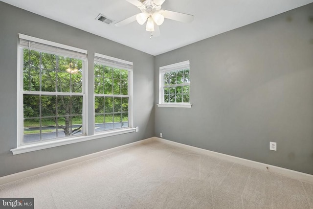 538 Colony Ct, Warrenton, VA 20186 - carpeted spare room featuring baseboards and a ceiling fan