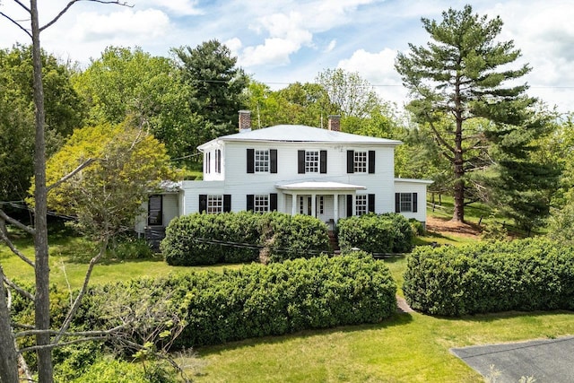 2860 Uphill Dr, Broadway, VA 22815 - view of front facade featuring a chimney and a front yard