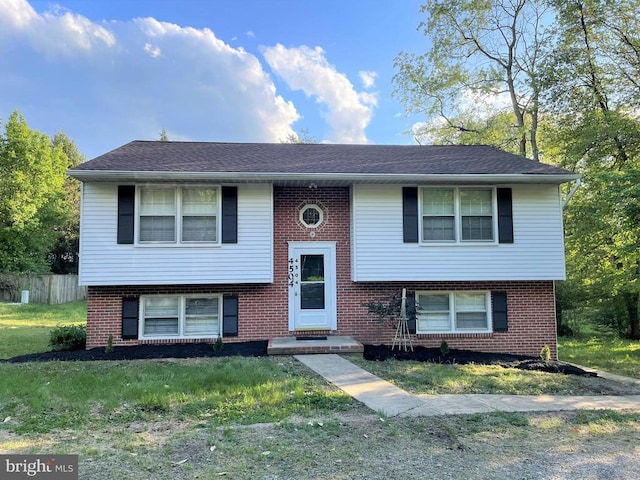 4504 Mine Rd, Fredericksburg, VA 22408 - raised ranch with brick siding