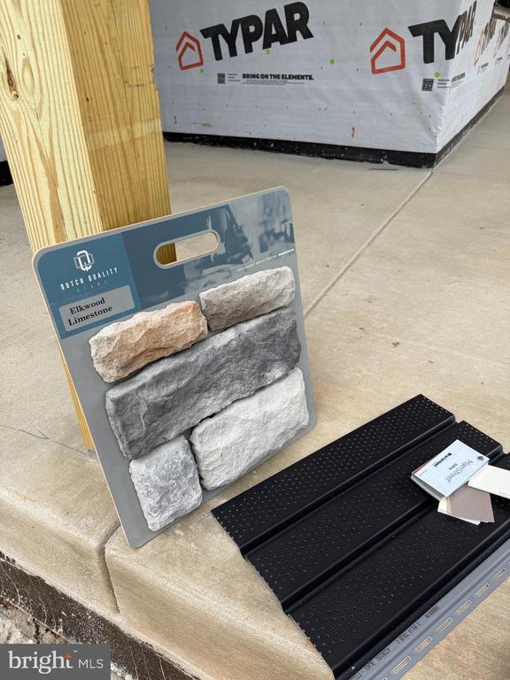  - detailed view of concrete flooring