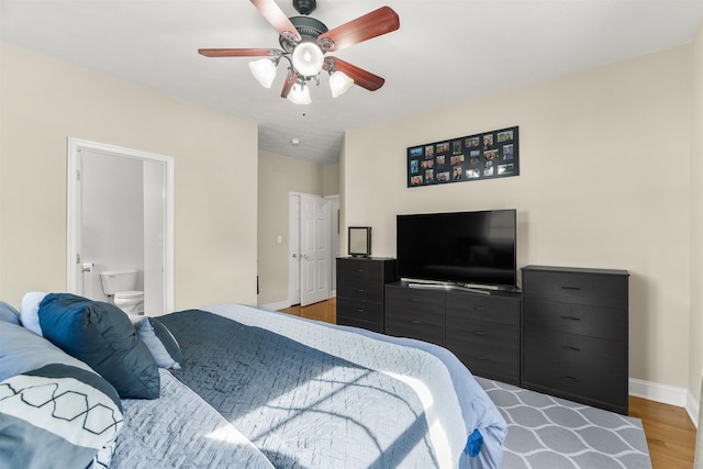 109 Beauregard Dr, Staunton, VA 24401 - bedroom with light wood-type flooring, ensuite bath, and a ceiling fan