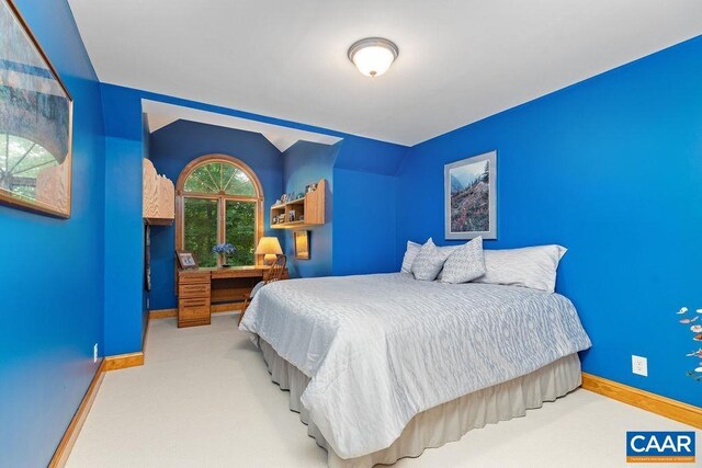 26 May Apple Ln, Nellysford, VA 22958