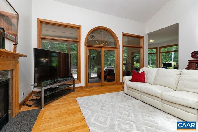 26 May Apple Ln, Nellysford, VA 22958