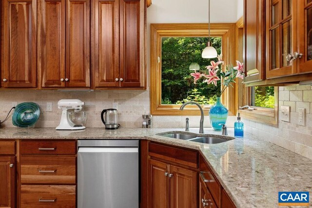 26 May Apple Ln, Nellysford, VA 22958