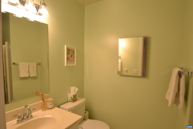 1606 Monticello Ave Unit G, Charlottesville, VA 22902 - bathroom with vanity and a chandelier