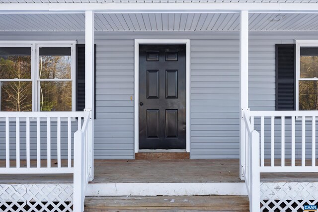 view of property entrance