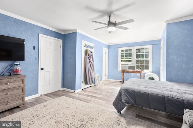 1550 Clover Dr, Fredericksburg, VA 22407 - bedroom featuring wood finished floors, ornamental molding, and ceiling fan