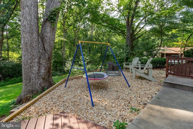 1550 Clover Dr, Fredericksburg, VA 22407 - view of playground