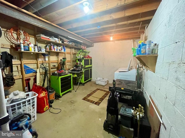 264 Fairfield Dr, Warrenton, VA 20186 - storage with washer / dryer