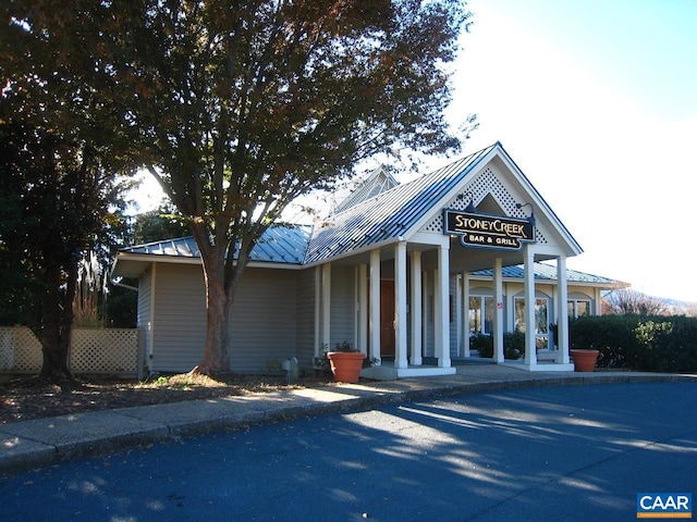 Laurel Ct, Nellysford, VA 22958