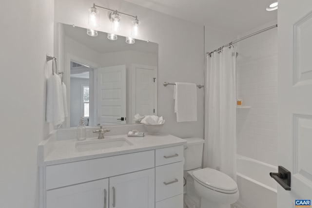 9 Woodburn Rd, Charlottesville, VA 22901 - bathroom featuring toilet, shower / bath combo, and vanity