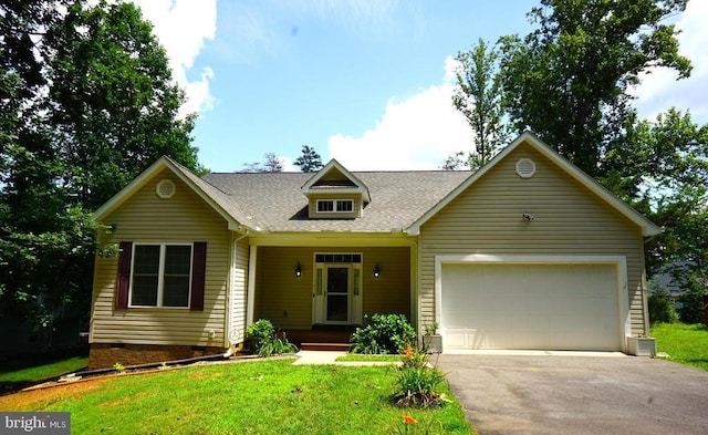 303 Stratford Cir, Locust Grove, VA 22508 - photo 1