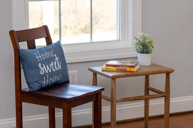 515A Grubert Ave, Staunton, VA 24401 - living area featuring wood finished floors