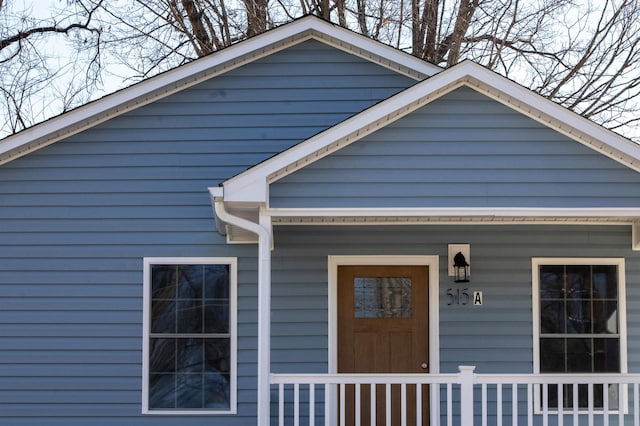 515A Grubert Ave, Staunton, VA 24401 - property entrance with a porch