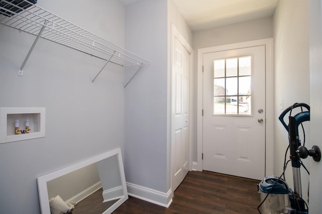 515A Grubert Ave, Staunton, VA 24401 - clothes washing area with hookup for a washing machine, dark wood-type flooring, and baseboards