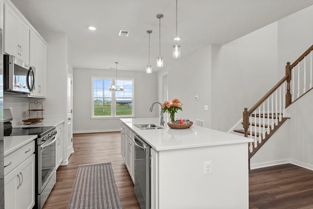 104 Turner Ashby Dr Unit 127, Bridgewater, VA 22812 - kitchen with appliances with stainless steel finishes, a sink, dark wood finished floors, baseboards, and recessed lighting